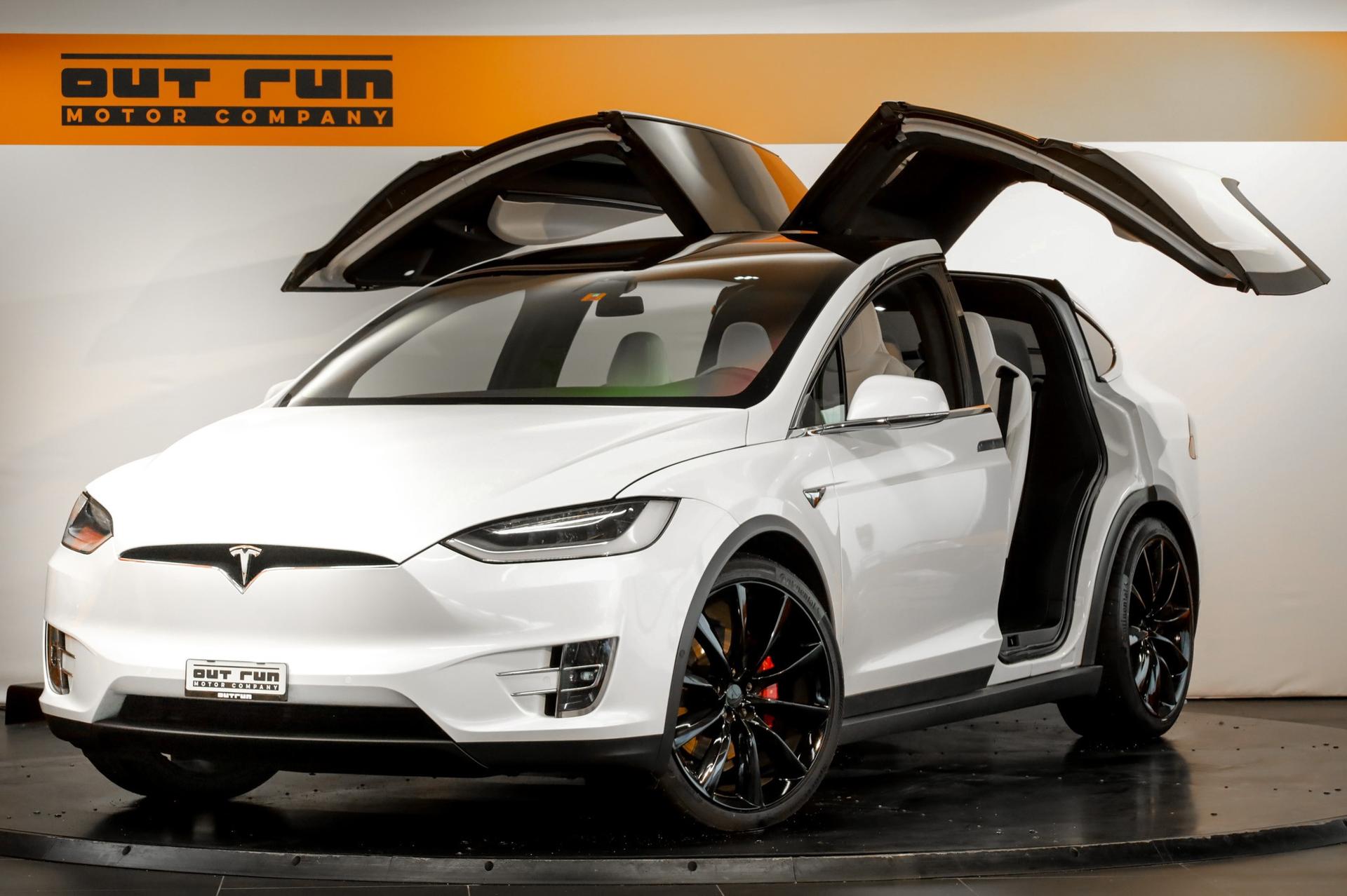 TESLA Model X Performance Ludicrous FSD